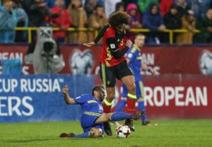 fellaini-injured-vs-bosnia