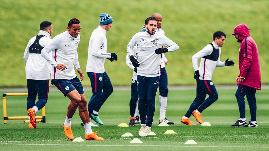 bernardo_silva_warming_up