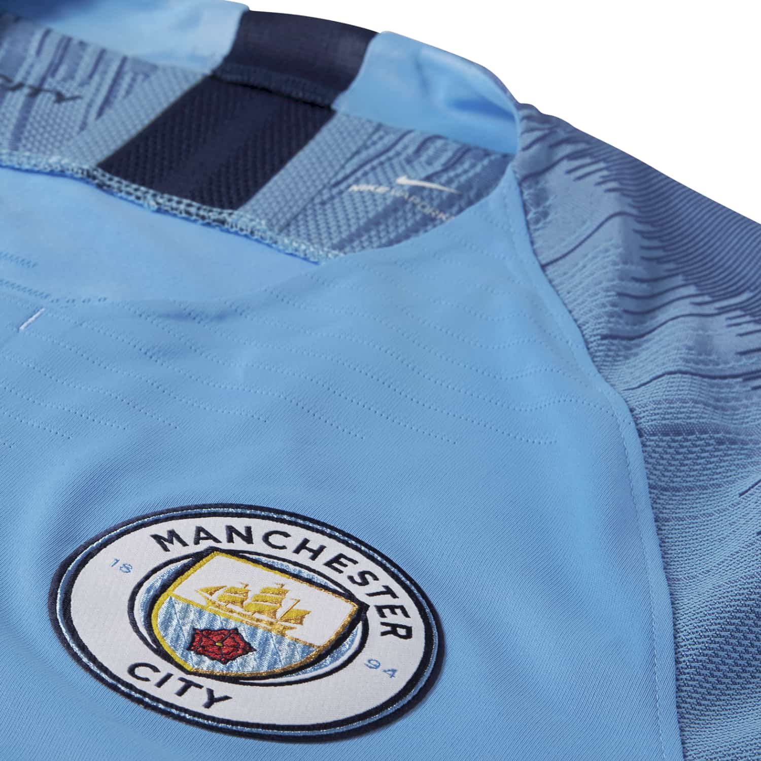 man_city_2018_19_home_kit