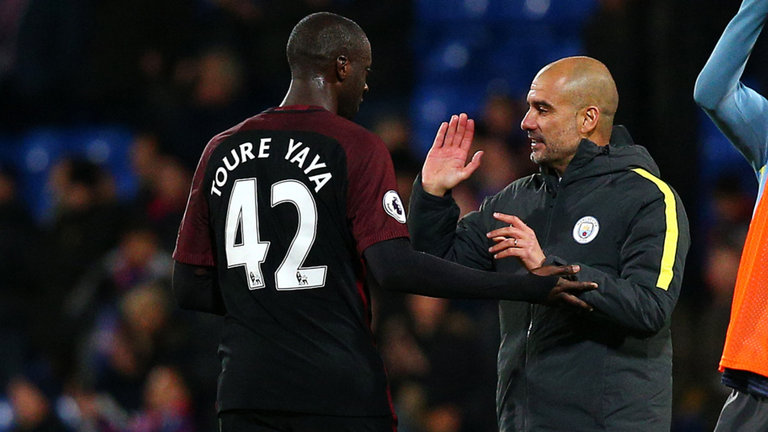 yaya-toure-pep-guardiola-manchester-city-2017-18