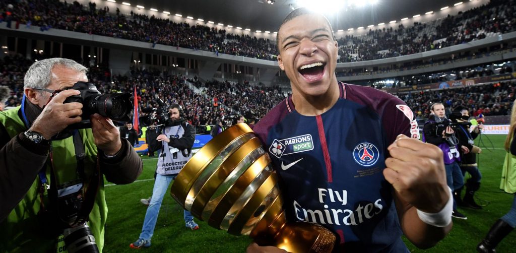 mbappe-psg-celebrates-2018