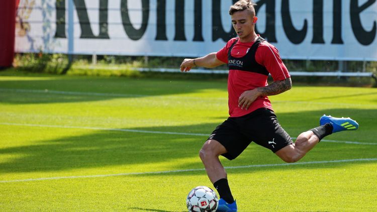 vfb-stuttgart-defender-pablo-maffeo