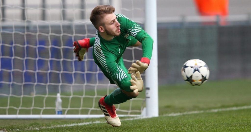 Manchester-City-v-Liverpool-UEFA-Youth-League-Quarter-Final-daniel-grimshaw-back-up