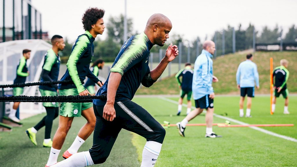 kompany-ready-man-city-huddesfield