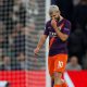 sergioaguero-penalty-miss