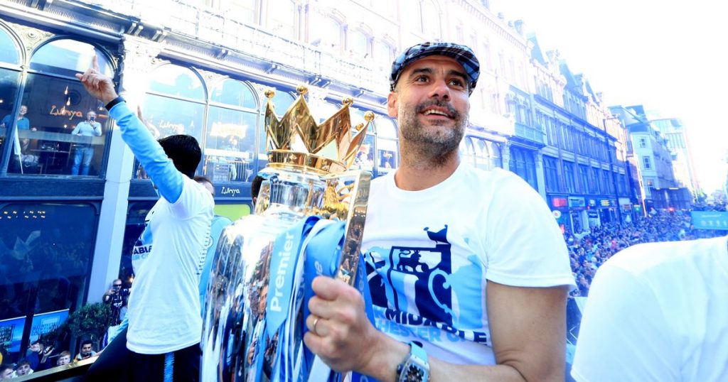 Pep-Guardiola_Manchester-City-Teams-Celebration-Parade