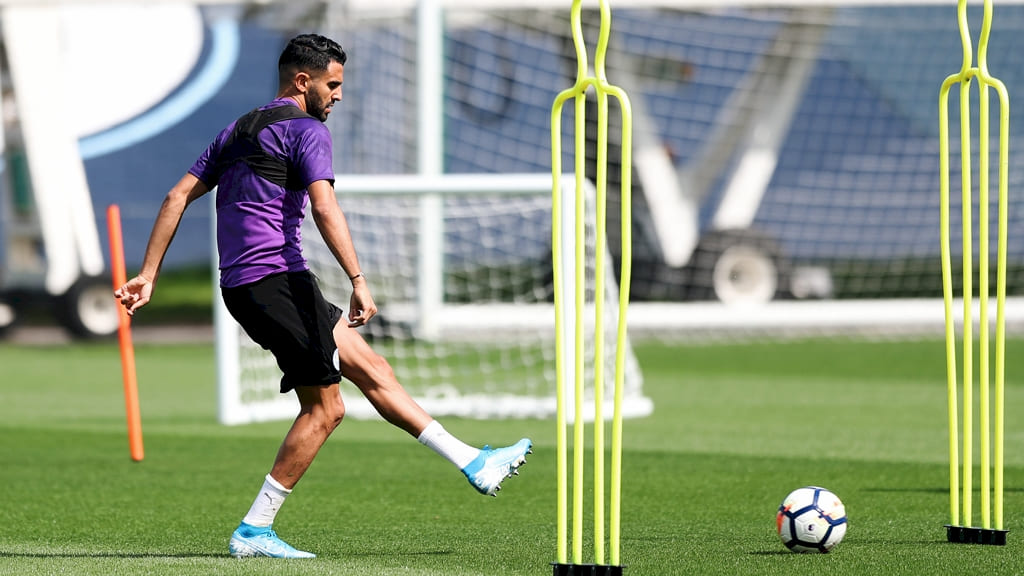 riyad-mahrez-return-manchester-city-training