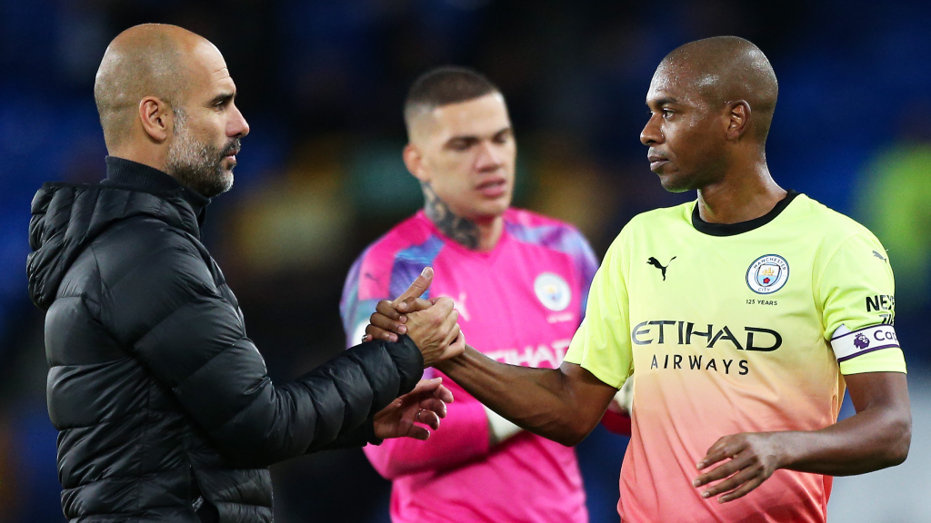 pep-guardiola-fernandinho