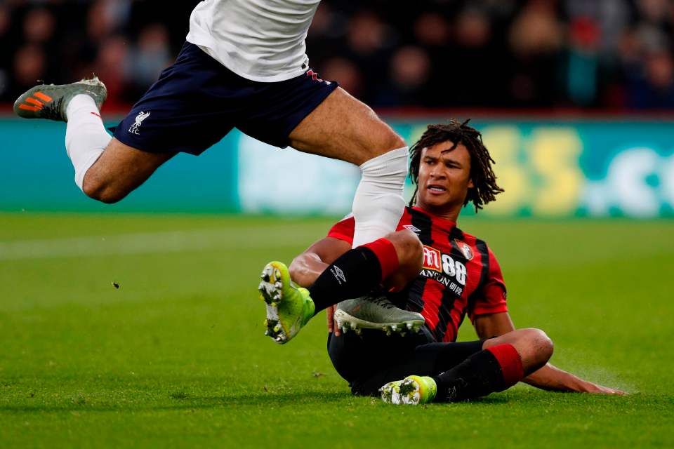 nathan-ake-defending