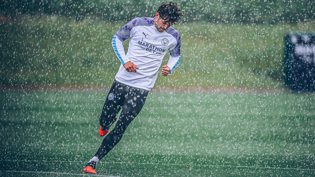 john-stones-manchester-city-return-training