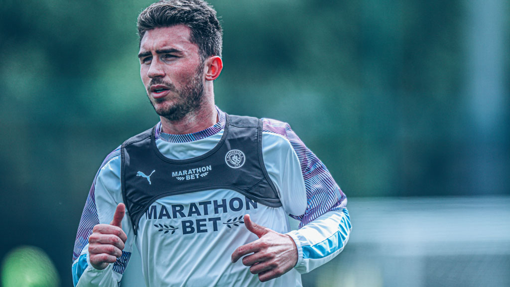 laporte-manchester-city-return-training