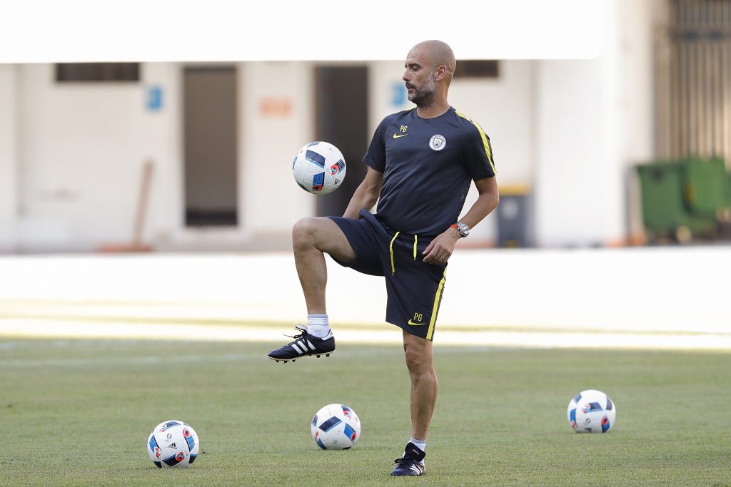 pepguardiola-manchestercity-training