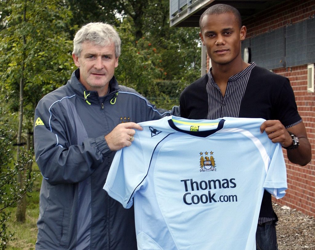 manchester-city-sign-kompany