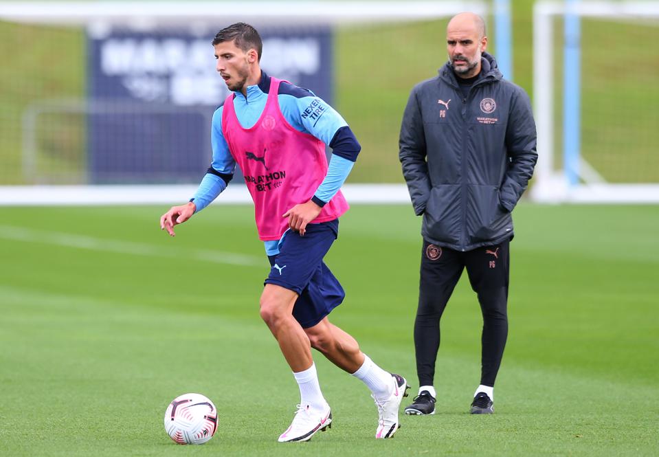 ruben-dias-manchester-city-training